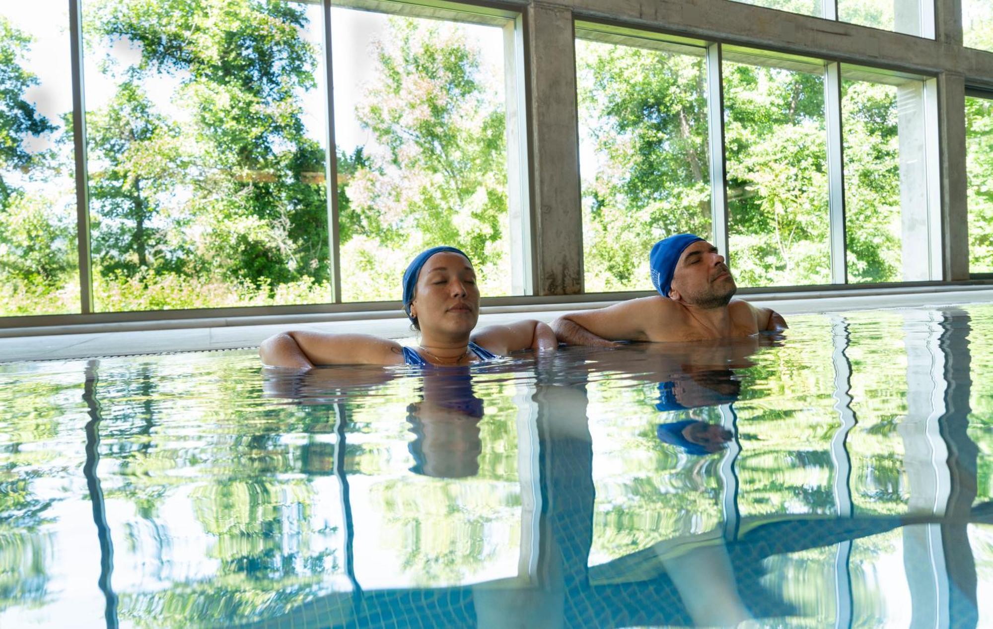 Salugral Termal Resort Hervas Bagian luar foto